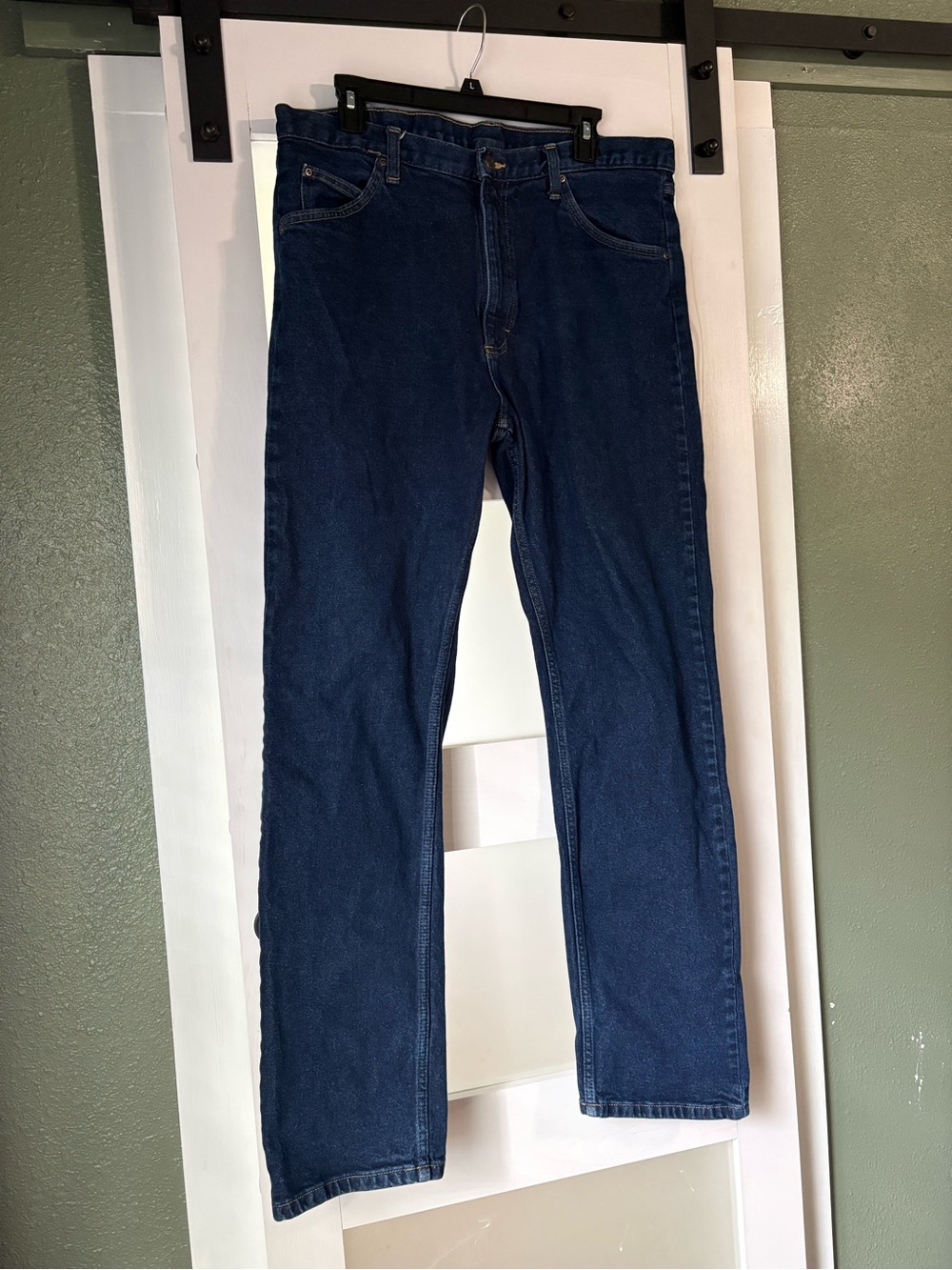 Wrangler Men's Straight Leg Dark Blue Denim Jeans